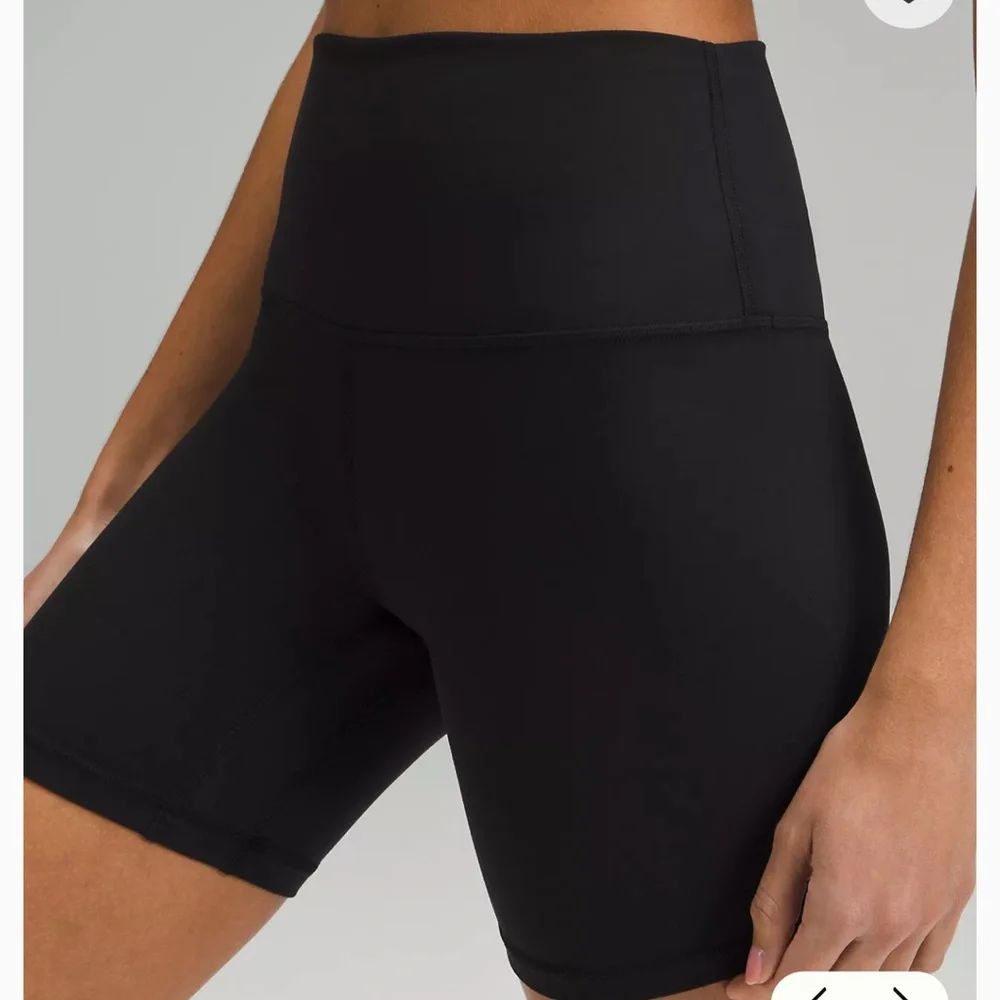 Lululemon Align Black High-Rise Short - Picture 2 of 7